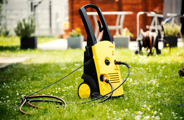 Animal Enclosure Cleaning in Wimberley, TX